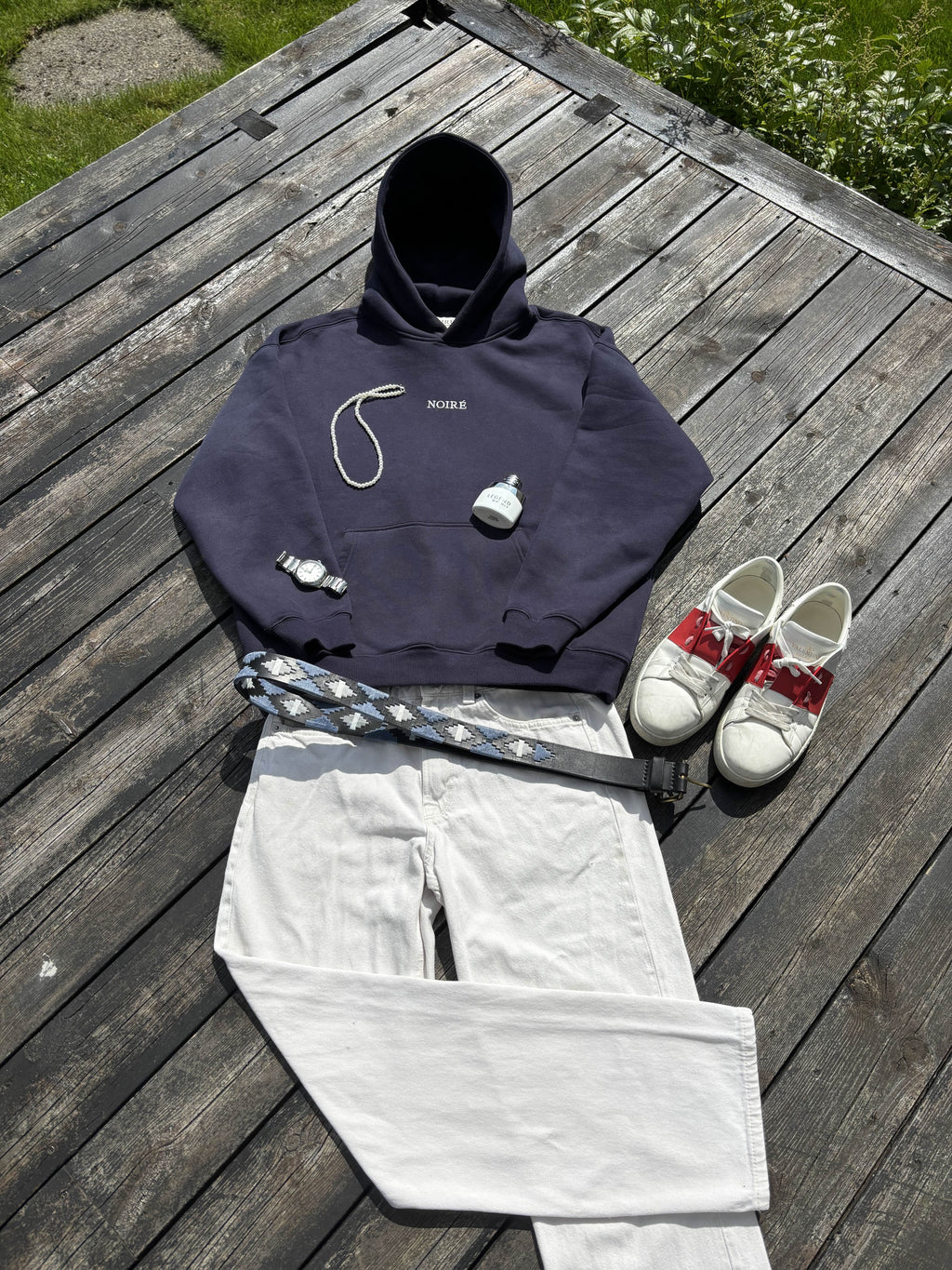 Noire Hoodie