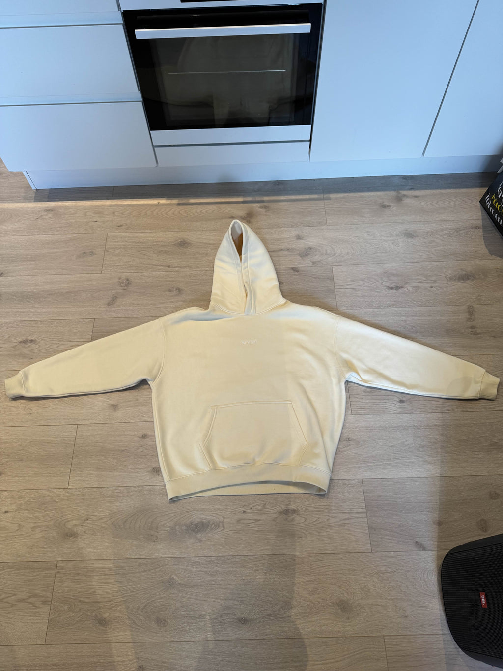 Noire Hoodie